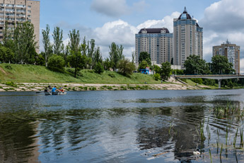 Kiew. Am Russanovker Kanal