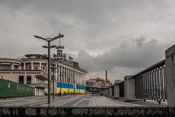 Киев. Променад у Речного вокзала