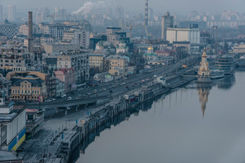 Kiew. Ausblick auf Podol Kai
