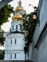 Киев. Под аркой