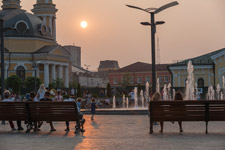 Kiew. Postplatz. Springbrunnen