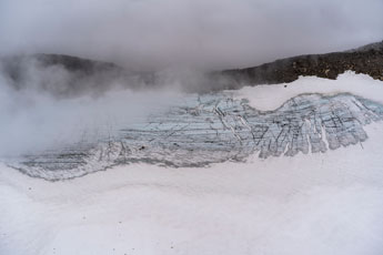 Вид с горы Langletinden. Ледник Blåisen