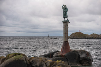 Lofoten. Insel Austvågøya. Stadt Svolvær. Hafen