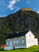 Lofoten. Vestvågøy. Dorf Utakleiv