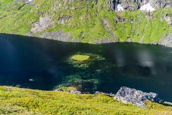 Озеро Svartholvatnet