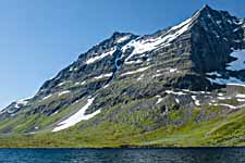 Berg Trolla und See Storvatnet