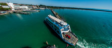 Friedrichshafen. Einlauf in Hafen