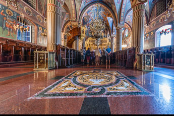Im Kloster Kykkos