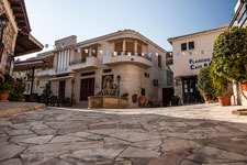 Dorf Pissouri. Zentrum