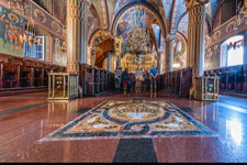 Im Kloster Kykkos