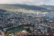 Bergen. Innenstadt und Hafen