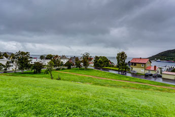 Harstadt. Blick zum Vågsfjord