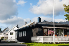Lofoten Inseln. Hennigsvær. Häuser