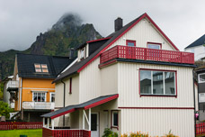 Lofoten Inseln. Svolvær. Familienhäuser