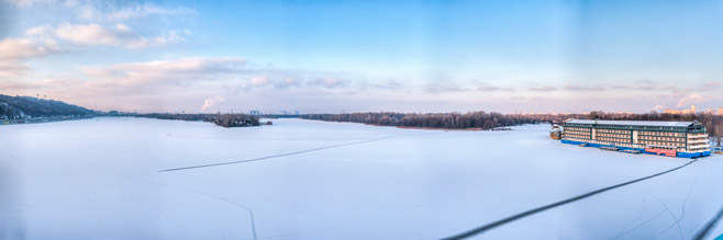 Kiew. Zugefrorener Dnepr