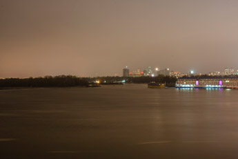 Kiew. Dnepr am Winter