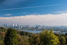 Kiew. Ausblick vom Botanischen Garten