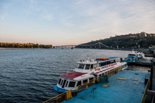 Kiew. Ausblick vom Kai
