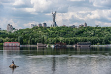 Kiew. Ausblick auf das rechte Ufer