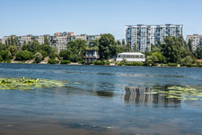Kiew. Russanovka Uferstraße