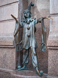 Kiew. Puppentheater. Pjero