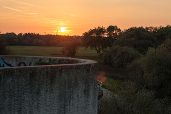 Neue Trogbrücke über die Leine