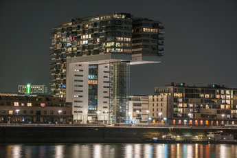 Rheinauhafen. Ein Kranhau