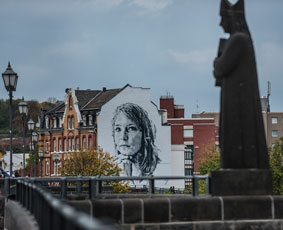 Balduinbrücke und ein Mural