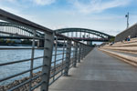 Freitreppe des Rheinboulevards