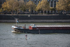 Schiffsverkehr im Kölner Rheingebiet