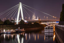 Köln. Im Deutzer Hafen