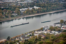 Siebengebirge. Rhein bei Königswinter