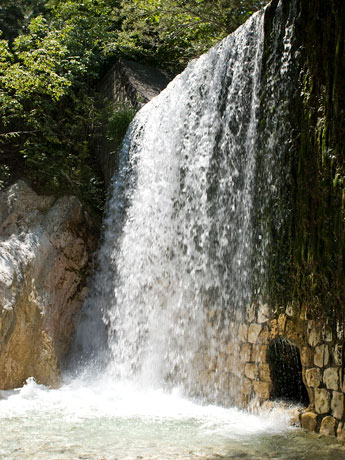 Ein Zufluss Moglenitsas nahe Dorf Loutraki
