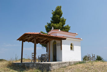 Halbinsel Kassandra. Ortschaft Polychrono. Eine Kapelle