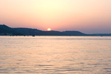 Halbinsel Kassandra. Ortschaft Polychrono. Sonnenuntergang