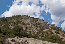 Bergige Landschaft der Südwestküste