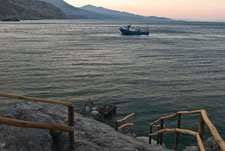 Bucht vor Felsenschlucht Kourtaliotiko