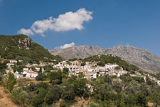 Ein Bergdorf. Unterwegs: Zaros - Rethymno