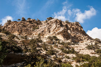 Felsen über dem Weg zur Avakas-Schlucht