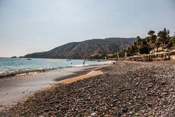 Pissouri Bucht. Kiesel Strand