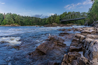 Fluss Lågen am Holmfoss