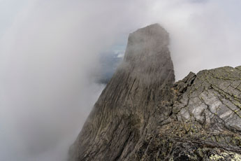 Zum Berg Stetind. Hall Höhe