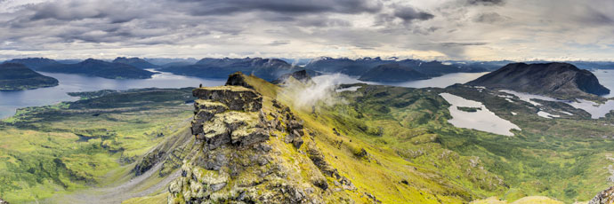Insel Rolla. Am Berg Stortinden. Blick nach Südosten