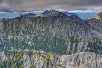 Insel Austvågøya. Höhe 713 m. Blick nach Norden