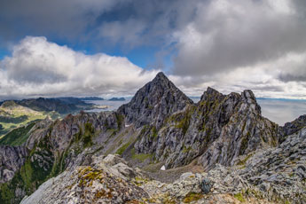 Insel Austvågøya. Berg Vågakallen