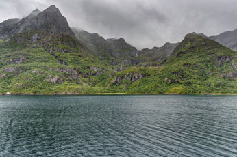 Insel Austvågøya. Am Higravfjord