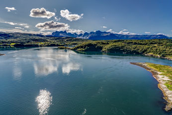 Blick von der Brücke über Saltstraumen