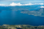 Am Berg Langletinden. Fjord Salangen