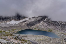 Zum Berg Stetind. Svartvatnet