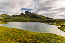 Insel Rolla. Zum Berg Drangen. Am Sulvatnet